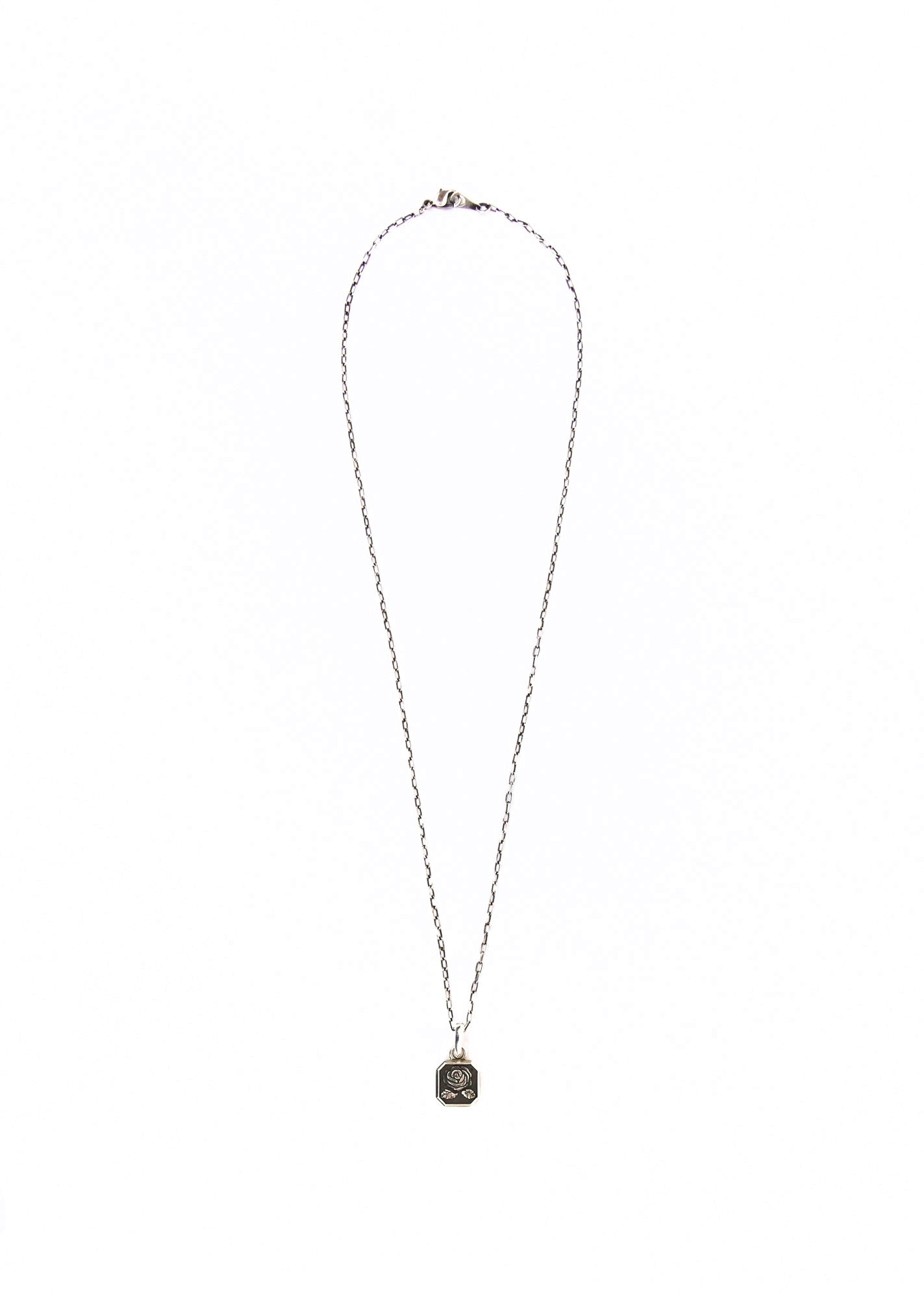 Rosebud Necklace Silver